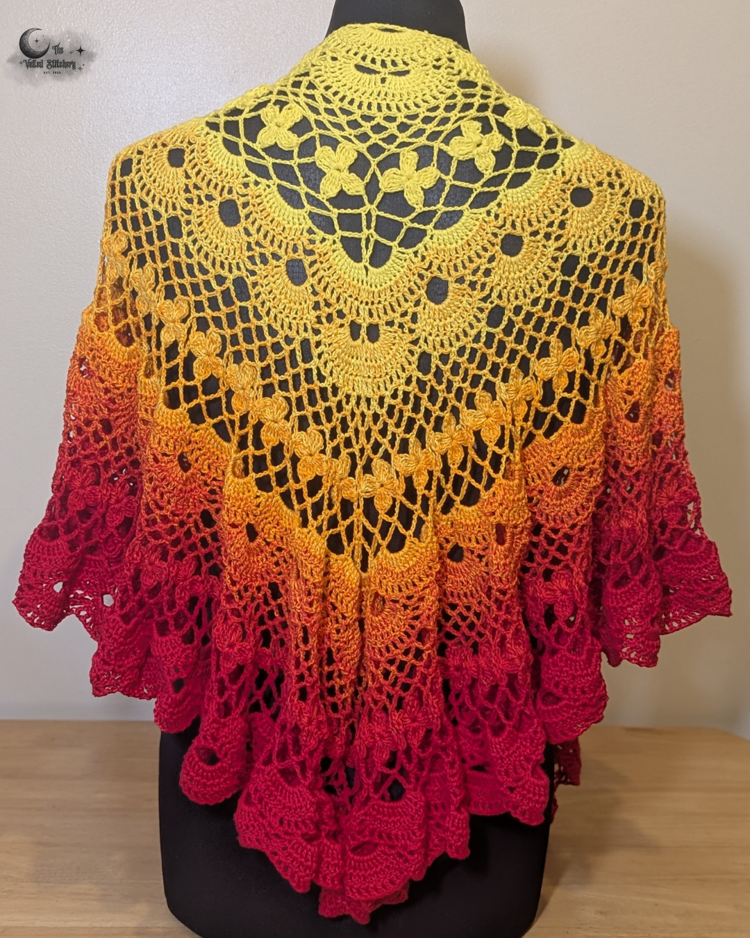 Viral Bloom Shawl
