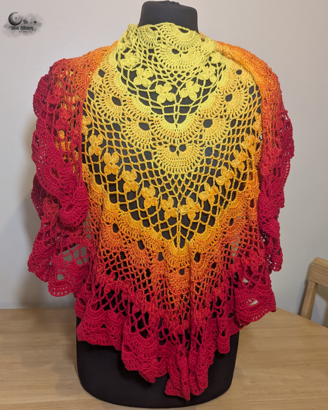 Viral Bloom Shawl